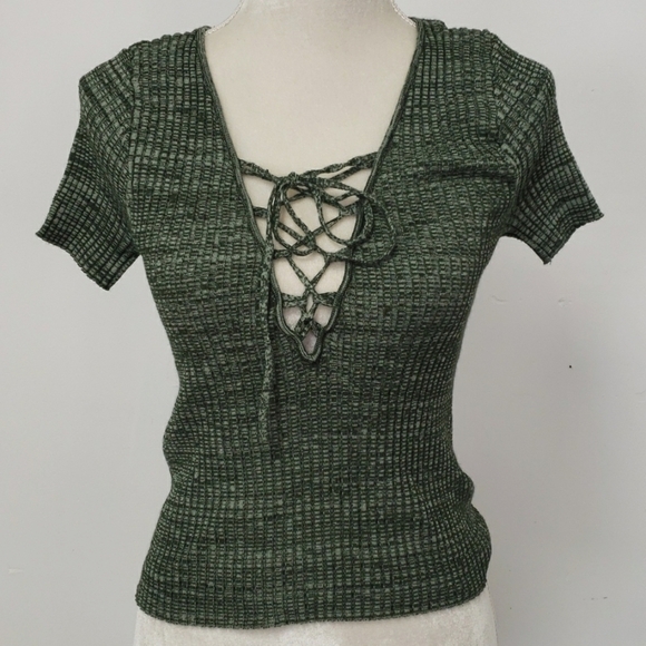 FOREVER 21 Stretchy Rib Knit Belly Crop Top Deep V Neck Green Short Sleeve EUC M - Picture 2 of 11